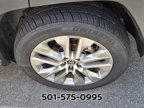 Used 2020 Toyota RAV4 Limited AWD/4WD image 8