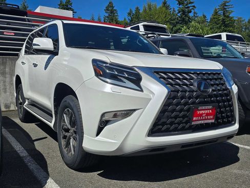 Used 2021 Lexus GX 460 Premium w/ Premium Package AWD/4WD image 3