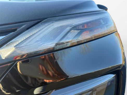 Used 2024 Nissan Rogue SV image 22