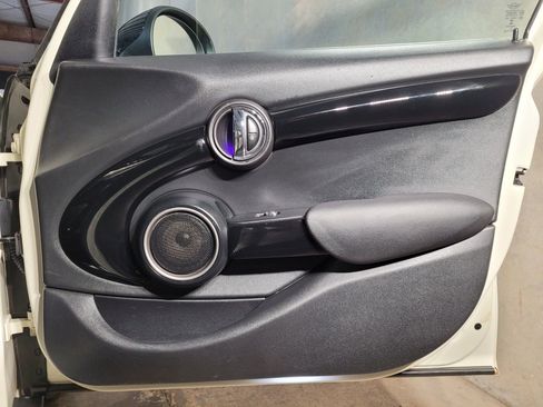 Used 2015 MINI Cooper S image 15