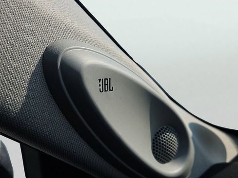 Used 2021 Toyota Highlander Platinum image 20