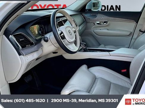 Used 2022 Volvo XC90 T6 Inscription w/ Advanced Package image 11