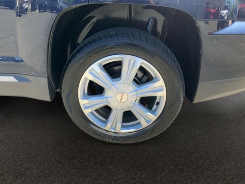 Used 2017 GMC Terrain SLE FWD image 43