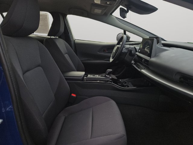 Certified 2026 Toyota Prius LE FWD image 15