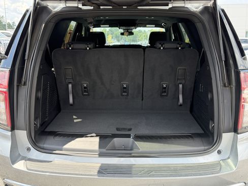 Used 2023 Chevrolet Tahoe LS AWD/4WD image 32