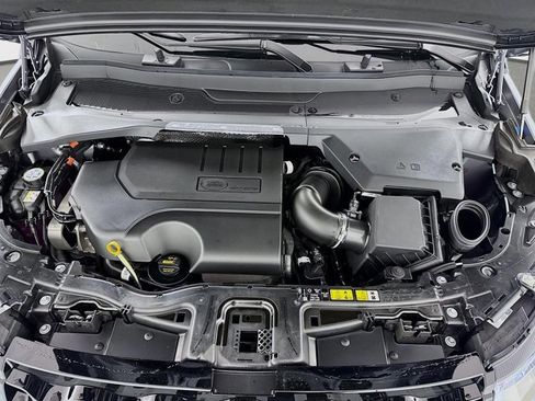 New 2026 Land Rover Discovery Sport Landmark image 32