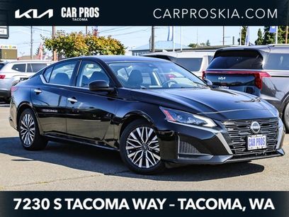 Used 2023 Nissan Altima 2.5 SV