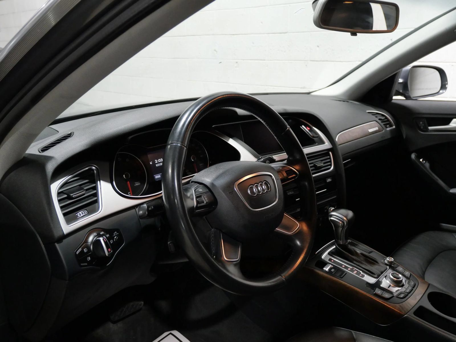 Used 2015 Audi A4 2.0T Premium w/ Audi MMI Navigation AWD/4WD image 8