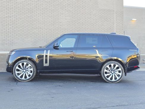 New 2025 Land Rover Range Rover Long Wheelbase SE AWD/4WD image 21