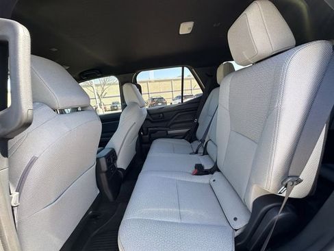 New 2026 Toyota 4Runner SR5 AWD/4WD image 25