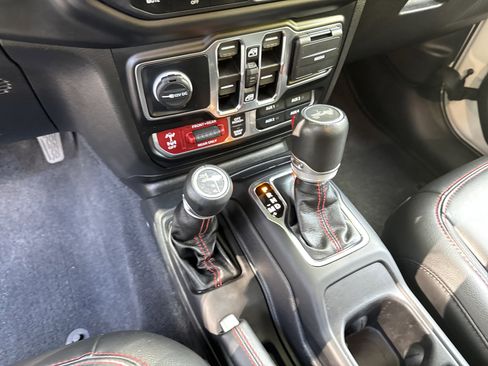 Used 2022 Jeep Wrangler Unlimited Rubicon w/ LED Lighting Group image 33