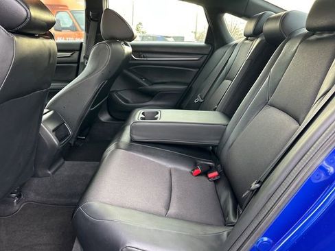 Used 2022 Honda Accord Sport image 12