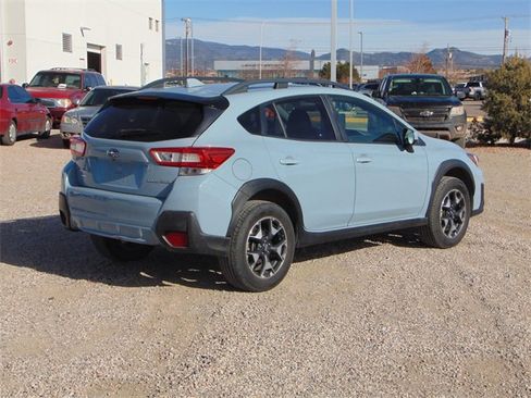 Used 2019 Subaru Crosstrek 2.0i Premium image 4