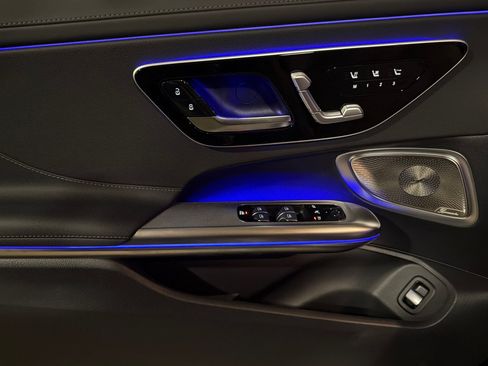 New 2026 Mercedes-Benz CLE 300 4MATIC Cabriolet image 11