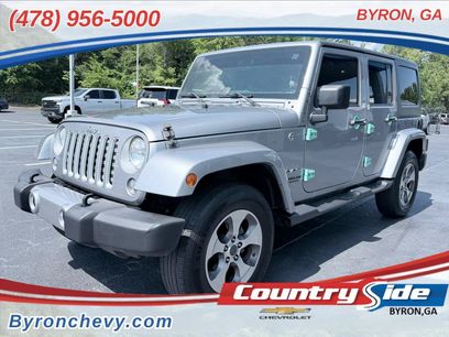 Used 2016 Jeep Wrangler Unlimited Sahara w/ Connectivity Group