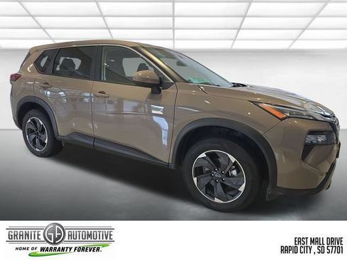 Used 2025 Nissan Rogue SV AWD/4WD image 8