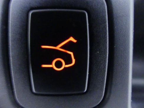 Used 2017 Tesla Model S 100D image 28