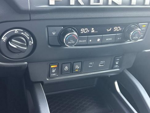 New 2026 Nissan Frontier SV w/ All-Weather Content Package AWD/4WD image 32