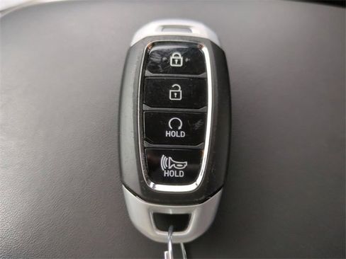 Certified 2023 Hyundai Venue Limited image 35