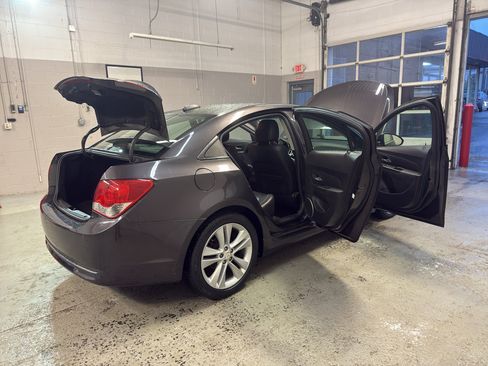 Used 2015 Chevrolet Cruze LTZ w/ Sun, Sound and Sport Package FWD image 12