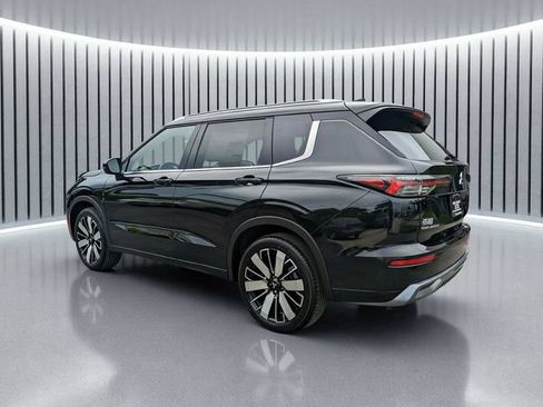 New 2026 Mitsubishi Outlander SEL FWD image 6