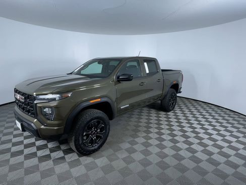 Used 2024 GMC Canyon Elevation image 4