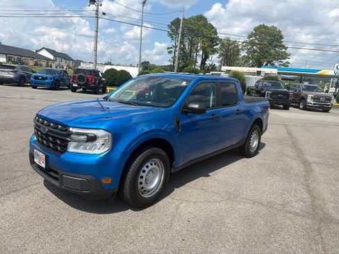 Used 2022 Ford Maverick XL w/ Equipment Group 100A Standard AWD/4WD image 2