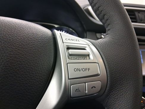 Used 2016 Nissan Rogue SL w/ SL Premium Package image 21