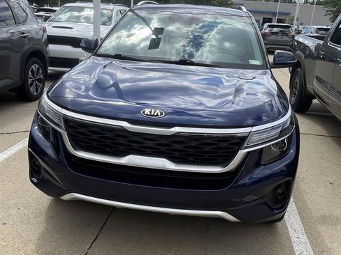 Used 2021 Kia Seltos EX AWD/4WD image 4