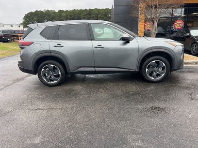 Used 2024 Nissan Rogue SV