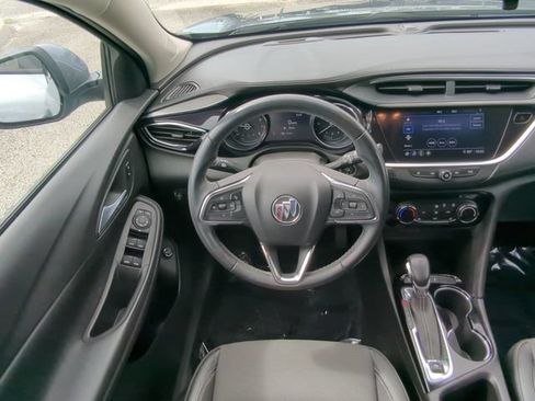 Used 2020 Buick Encore GX Preferred w/ Cold Weather Comfort Package FWD image 16