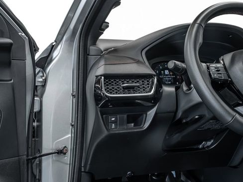 Used 2025 Acura ADX A-Spec image 13