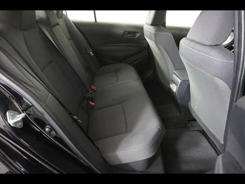Used 2024 Toyota Corolla LE image 11