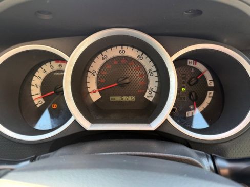 Used 2012 Toyota Tacoma 4x4 w/ SR5 Package image 13