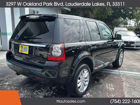 Used 2011 Land Rover LR2 HSE AWD/4WD image 11