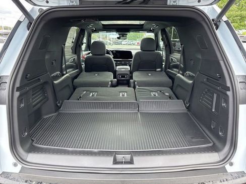 New 2026 Chevrolet Traverse Z71 w/ Enhanced Driving Package AWD/4WD image 40