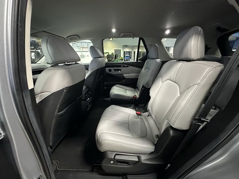 Used 2024 Honda Pilot EX-L image 18