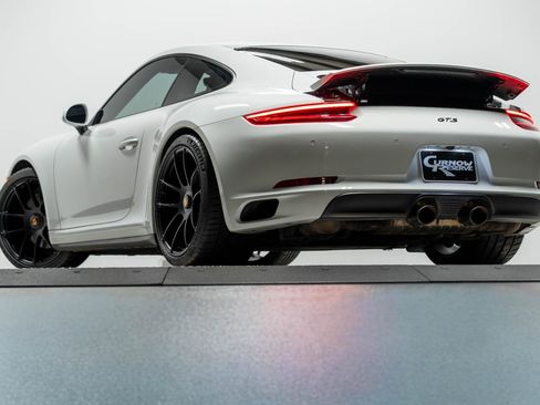 Used 2018 Porsche 911 Carrera GTS image 33