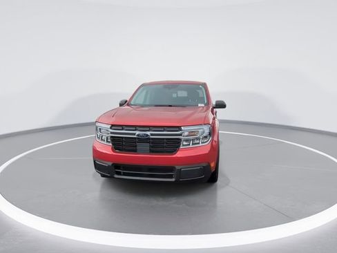 Used 2024 Ford Maverick Lariat FWD image 3