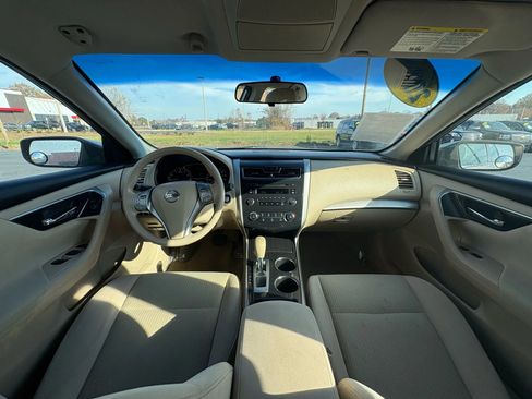 Used 2014 Nissan Altima 2.5 S image 12