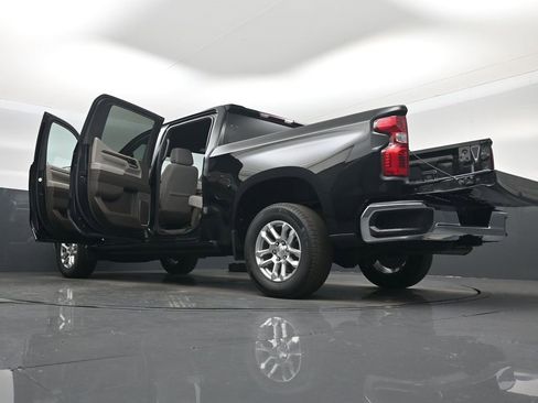 Used 2024 Chevrolet Silverado 1500 LT image 52