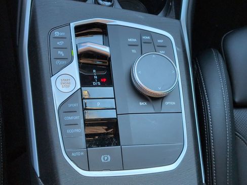 Certified 2024 BMW 330i Sedan w/ Premium Package image 26