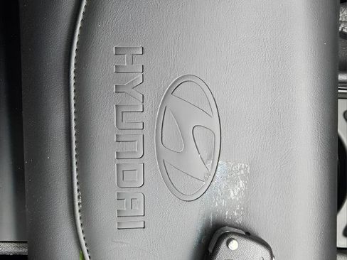 Used 2019 Hyundai Tucson SE AWD/4WD image 43