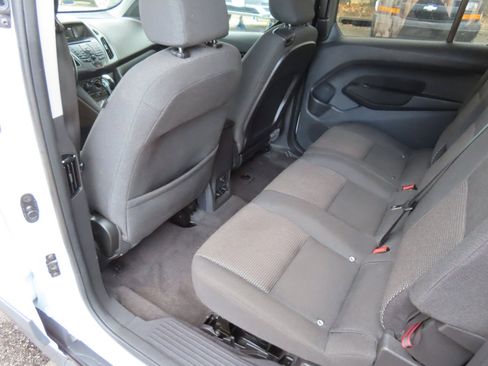 Used 2018 Ford Transit Connect XL image 10