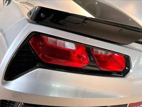 Used 2018 Chevrolet Corvette Grand Sport RWD image 31