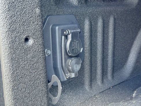 Used 2022 Ford F350 Platinum AWD/4WD image 44