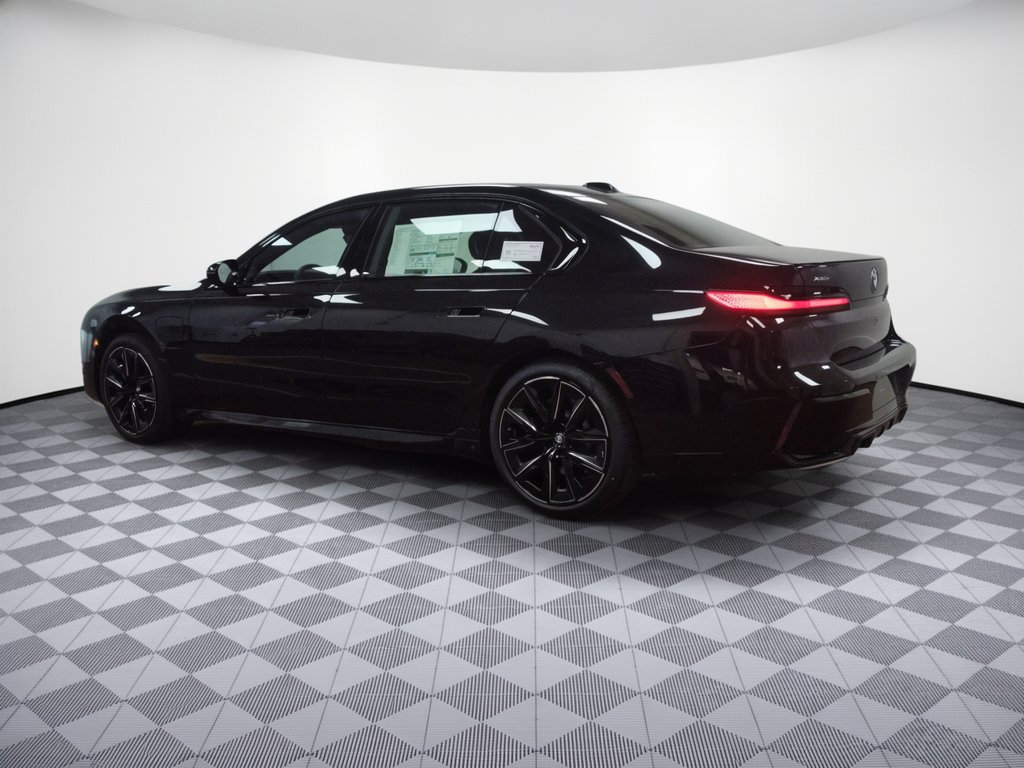 Used 2026 BMW 750e xDrive w/ Executive Package AWD/4WD image 3