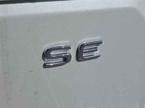 New 2026 Volkswagen Atlas SE FWD image 5