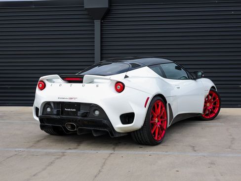 Used 2021 Lotus Evora image 7