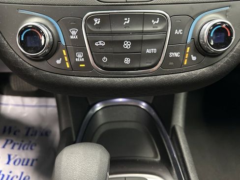 Certified 2025 Chevrolet Malibu LT image 28